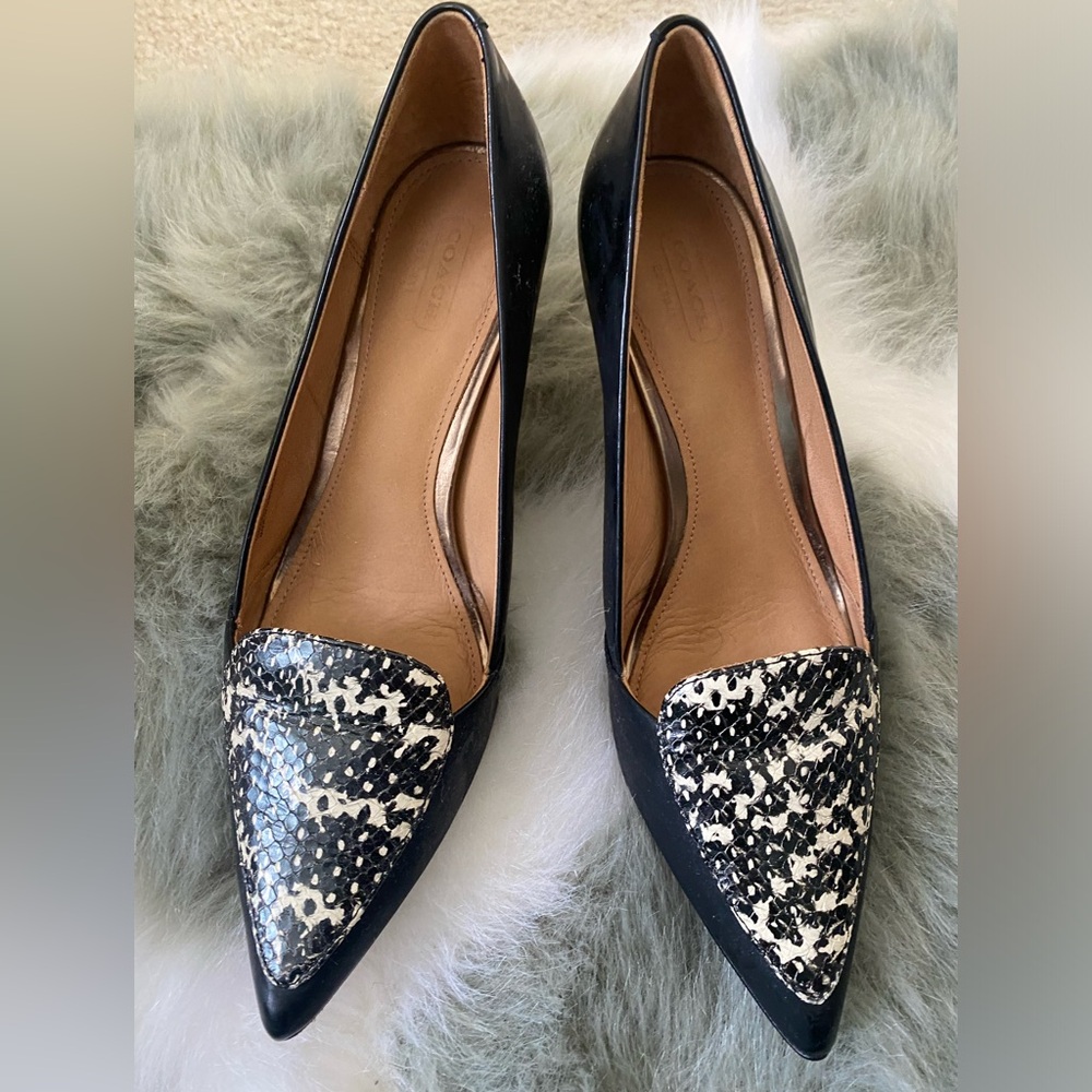 Coach 3 in. Snakeskin pattern Pumps